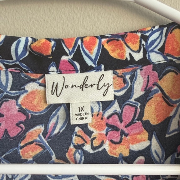 Wonderly Multicolor Floral Blouse - Picture 2 of 3